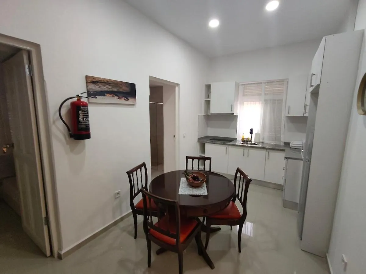 Vivenda Paraiso, Charming House On The Plateau Praia Villa